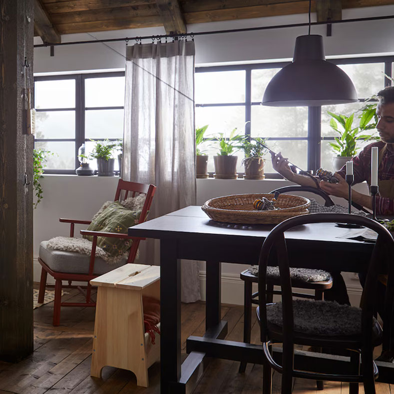 Sala y comedor con ambiente nórdico 