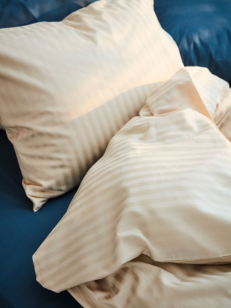 Duveet cover for single bed and pillowcase