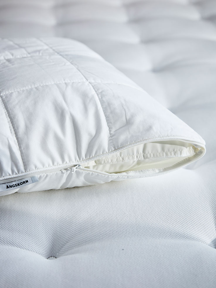 Pillow protector