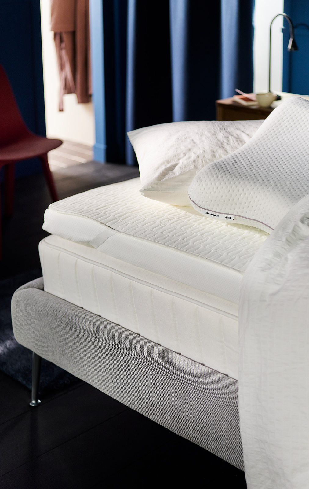 SOTNÄTFJÄRIL Waterproof mattress protector