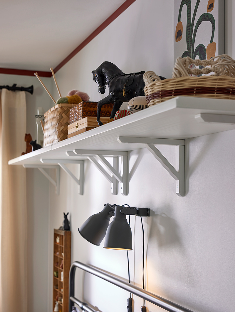 BERGSHULT / SANDSHULT Estante de pared