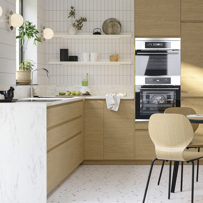 Cocina con comedor y demás accesorios