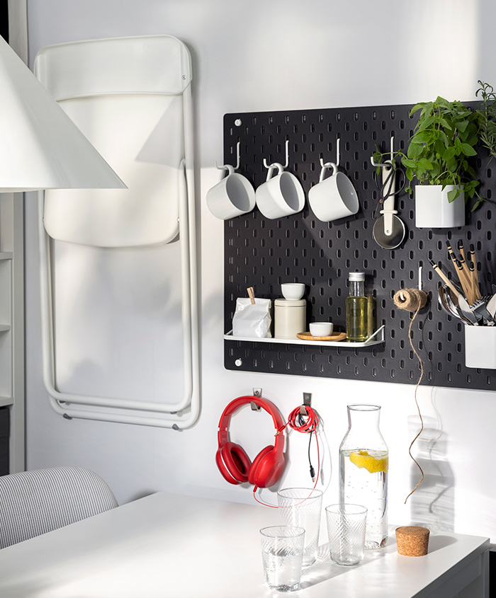  SKÅDIS black pegboard and container