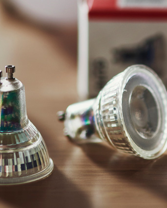 two light bulb