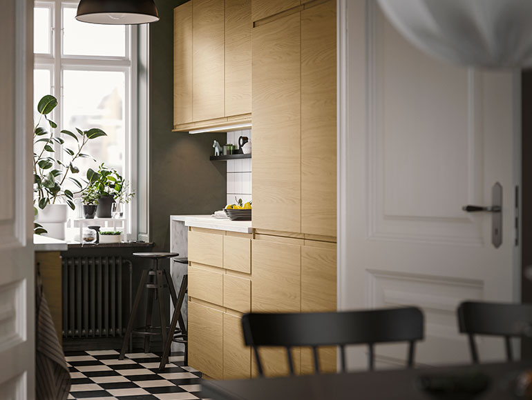 The good kitchen organized
