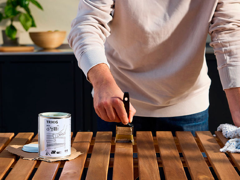 How to prepare outdoor furniture for spring and summer