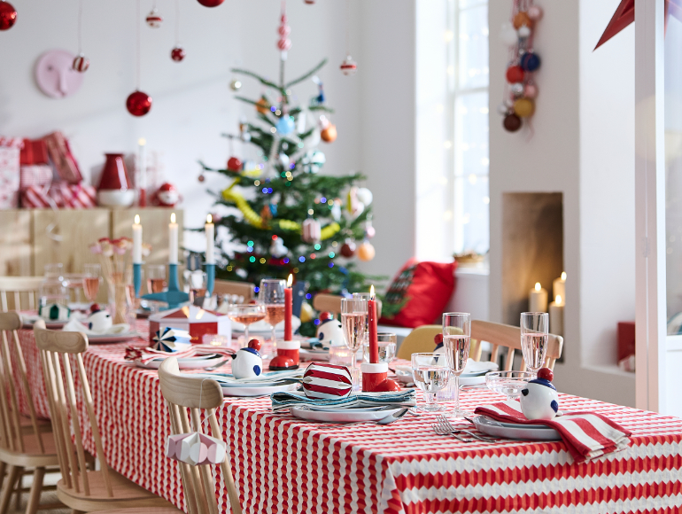 Prepare your living room and your table to enjoy Christmas